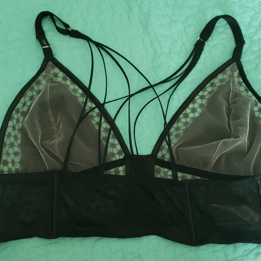 Bralette - Picture 2 of 4
